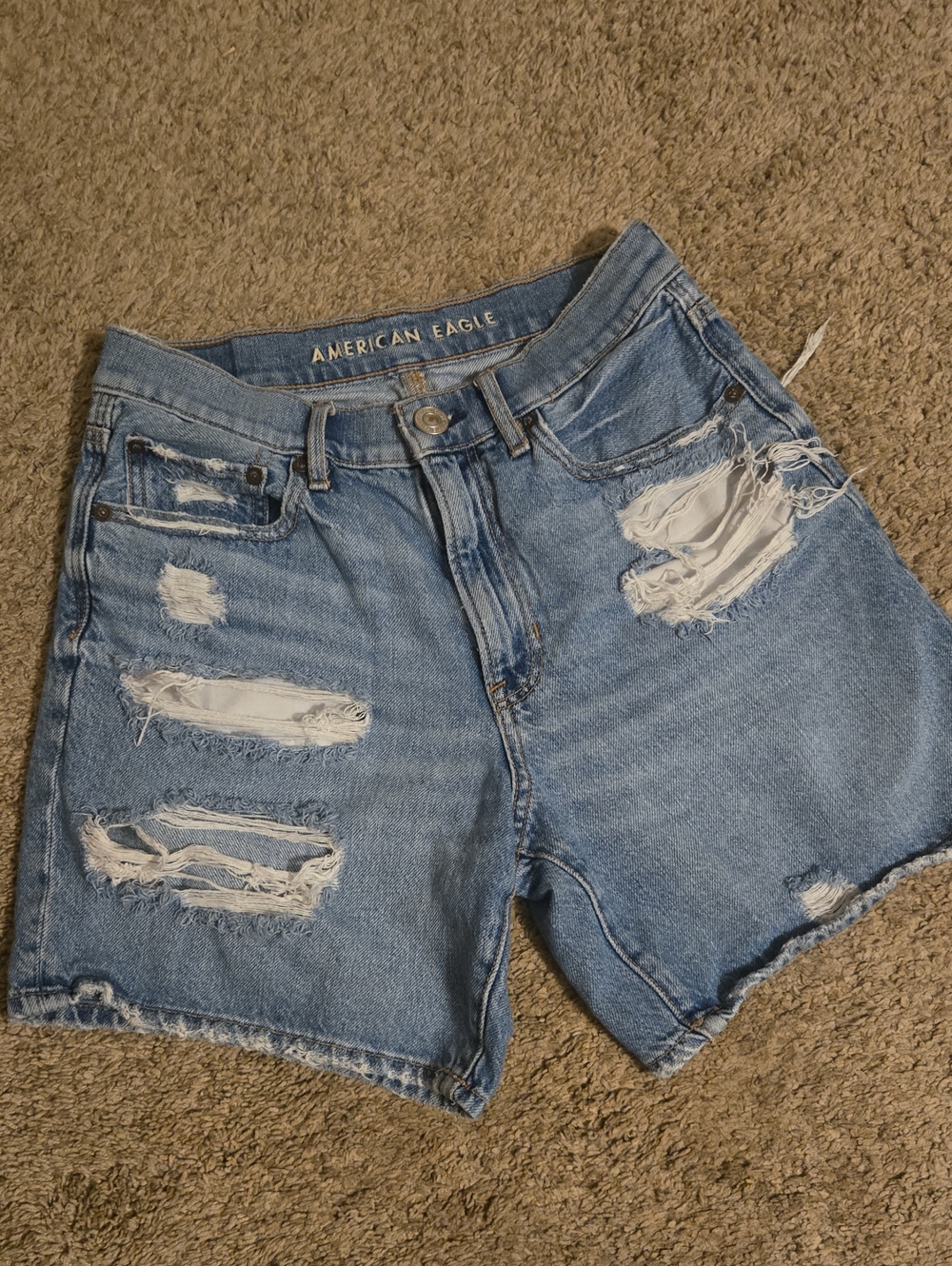 American Eagle 90s Boyfriend Shorts
